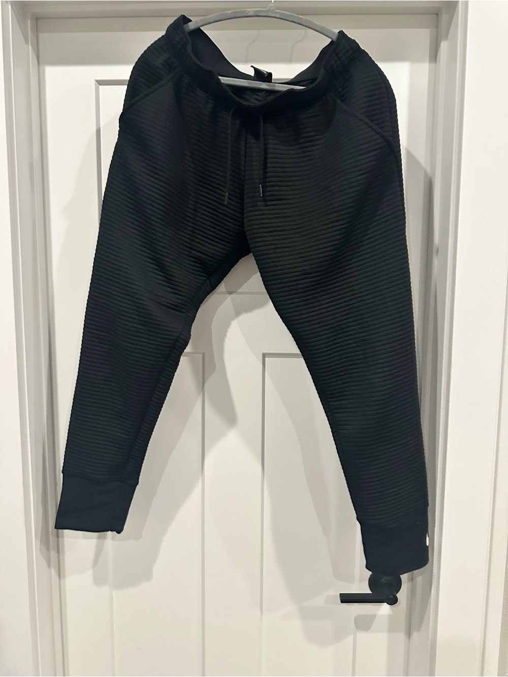 Women’s Black Ribbed Jogger Pants
